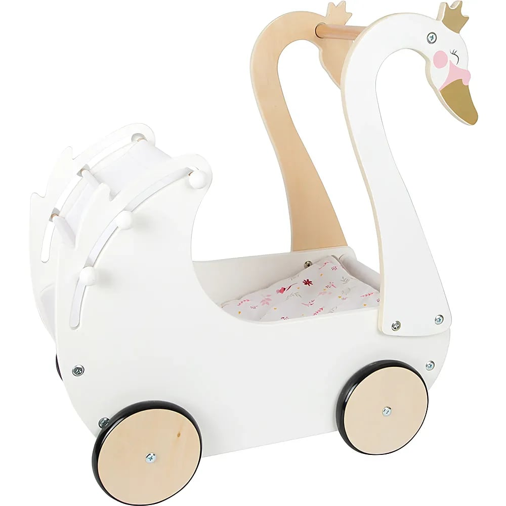Ein weißer Holz-Puppenwagen im Schwanen-Design mit vier Rädern und einer kleinen Matratze.
