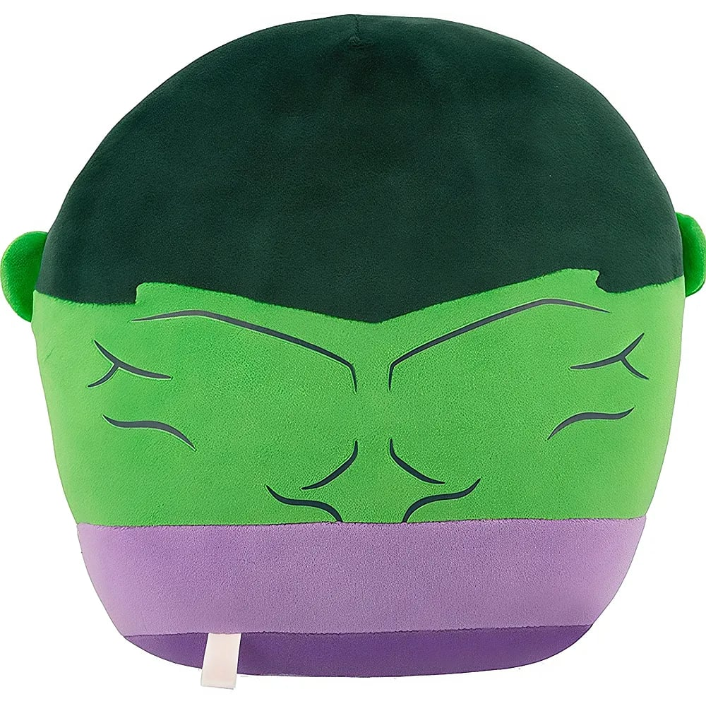 Ein grünes Hulk Plüschkissen mit schwarzen Haaren und lila Shorts auf weißem Grund.
