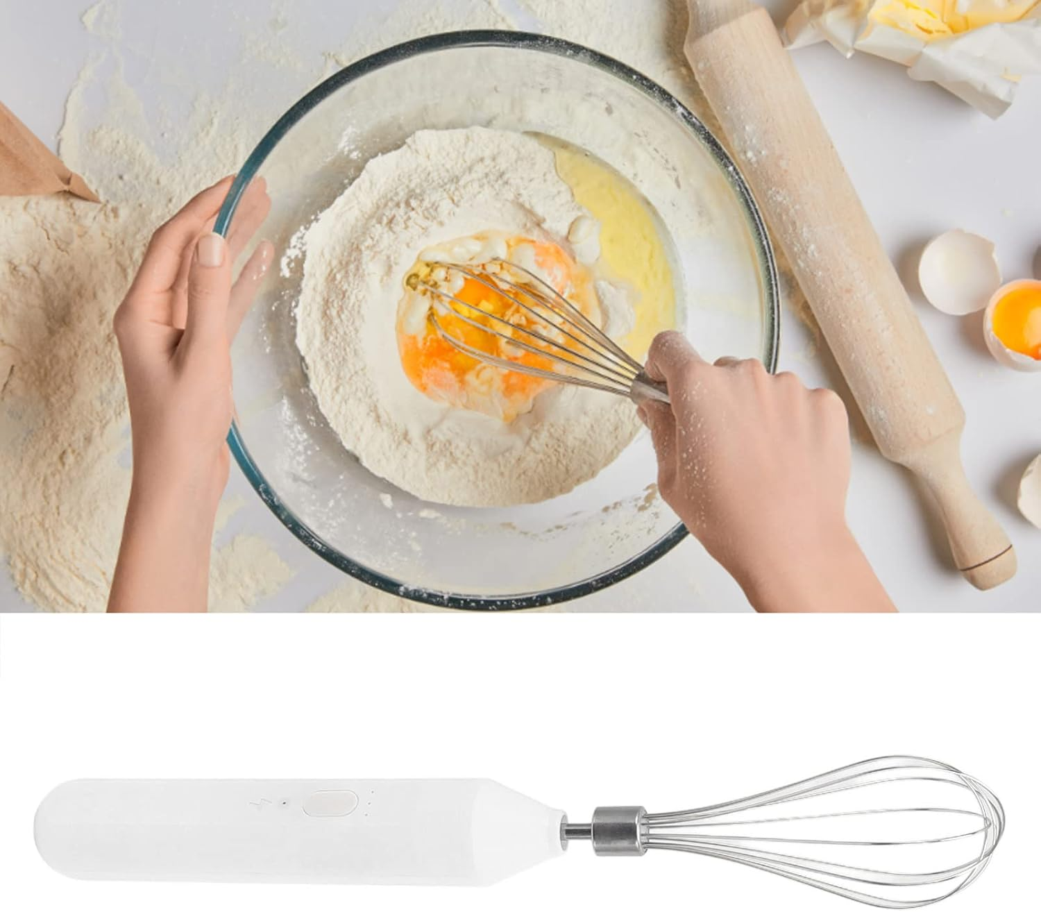 Hände whisking eggs and flour in a glass bowl on a floured surface with a rolling pin and butter nearby.
