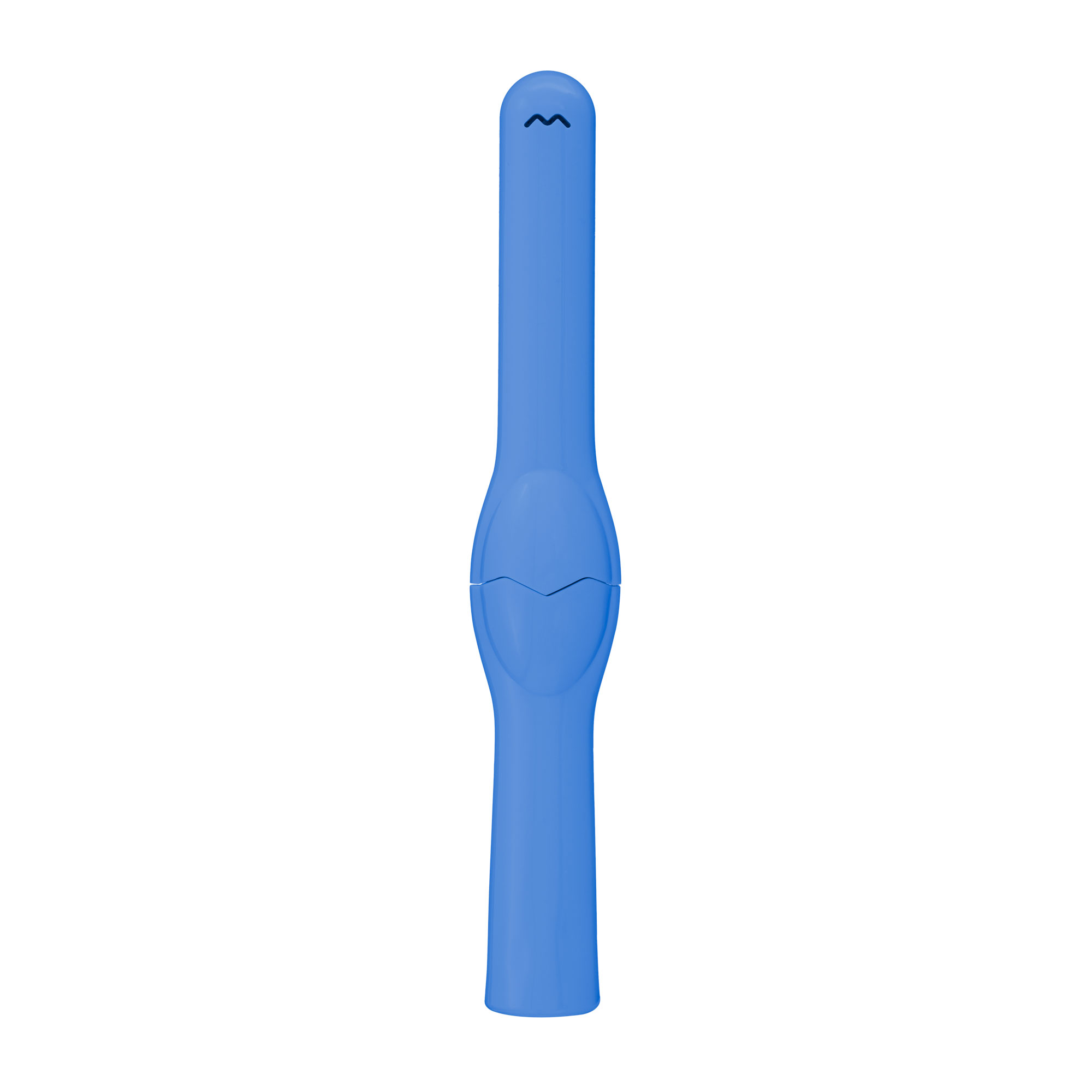 Un oggetto di plastica blu e allungato con una forma curva su sfondo bianco.