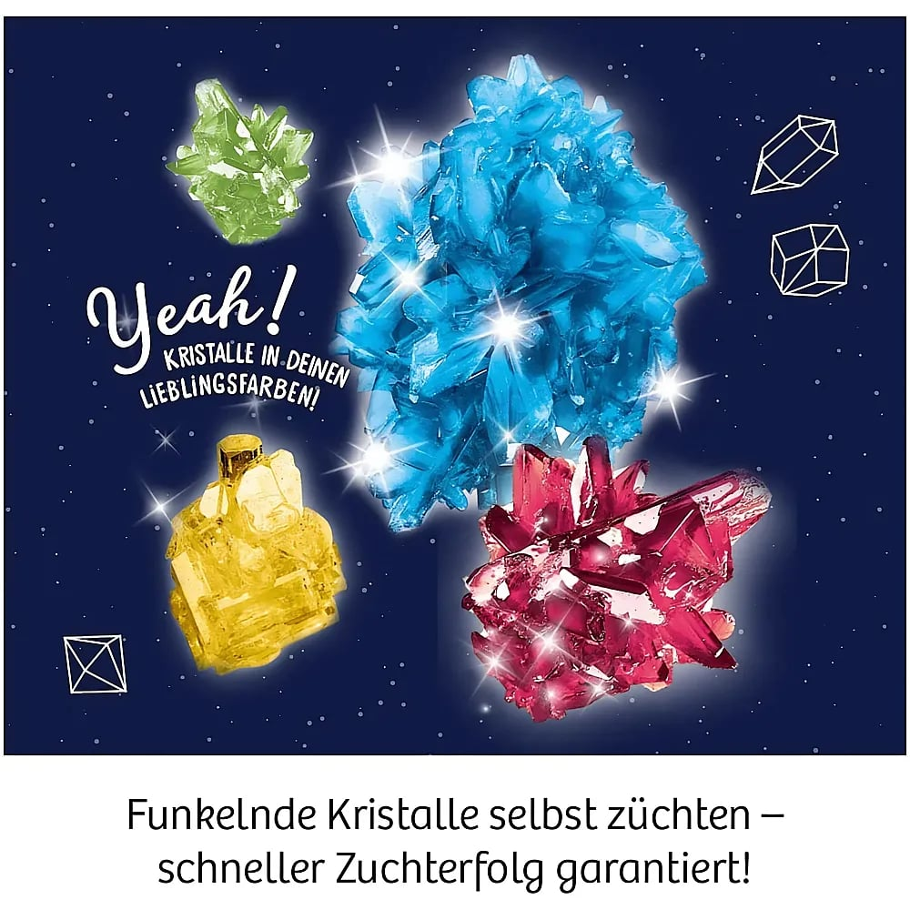 Vier bunte, glitzernde Kristalle vor dunklem, sternenbedecktem Hintergrund mit Werbetext.