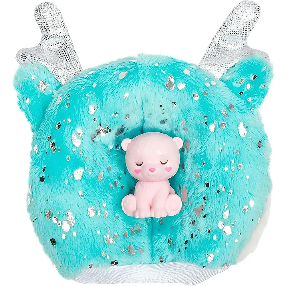 Ein flauschiges, türkisfarbenes Plüschtier mit Silberfolienflecken, silbernem Geweih und einem kleinen rosa Bären in der Mitte.