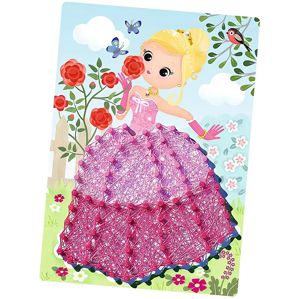 Una principessa bionda in abito rosa in un giardino con rose rosse e farfalle.