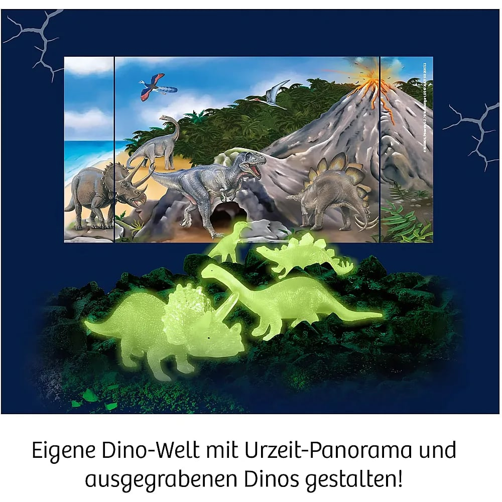 Leuchtende Dinosaurierfiguren vor einem urzeitlichen Panorama mit Vulkan und verschiedenen Dinos.