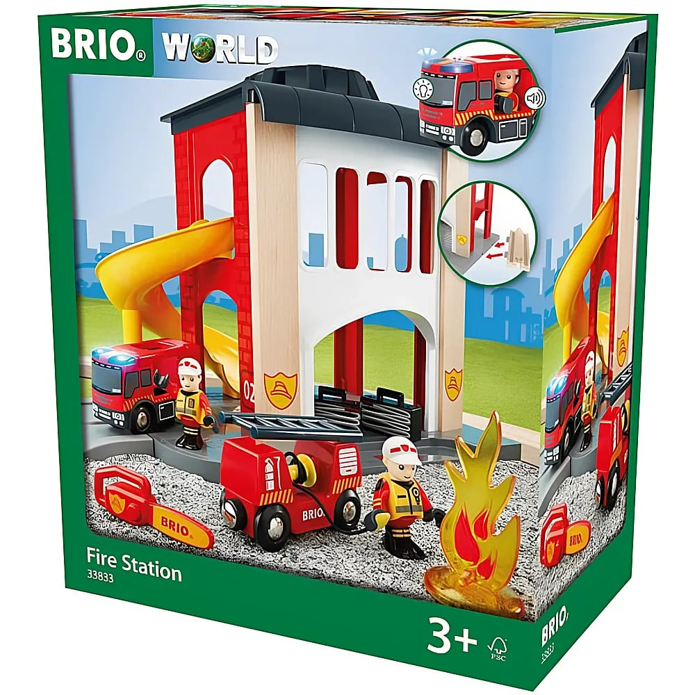 Brio World Feuerwehr-Spielset mit Figuren, Feuerwehrauto, Rutsche und Feuerzubehör in grüner Schachtel.
