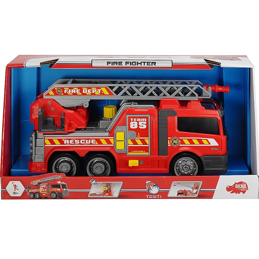Ein rotes Spielzeug-Feuerwehrauto mit Leiter, beschriftet als Team 85 und Fire Dept, in seiner offenen Verpackung.