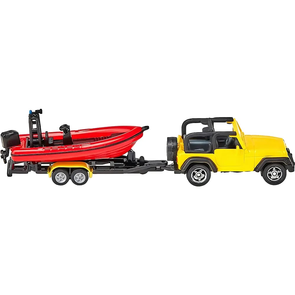 Ein gelbes Spielzeug-Auto zieht einen Anhänger mit einem roten Boot auf weißem Hintergrund.