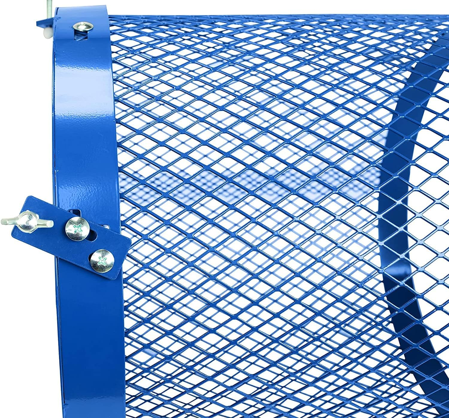 Blaue Metallgittertrommel mit Schrauben und Rahmen auf hellem Hintergrund.