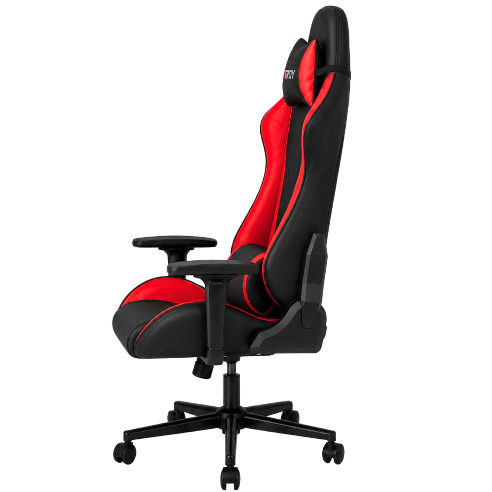 Beyaz arka planda yandan görünen, baş destekli ve tekerlekli siyah-kırmızı ergonomik oyuncu koltuğu.