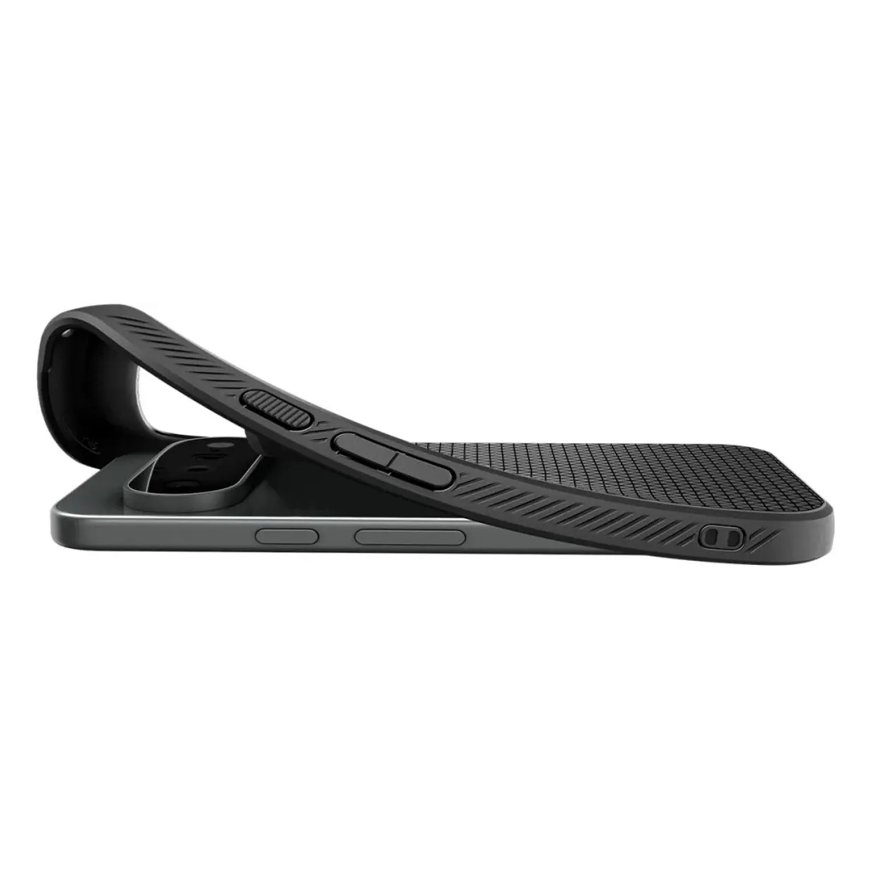 Een zwart, gestructureerd smartphonehoesje wordt op een grijze telefoon geplaatst.