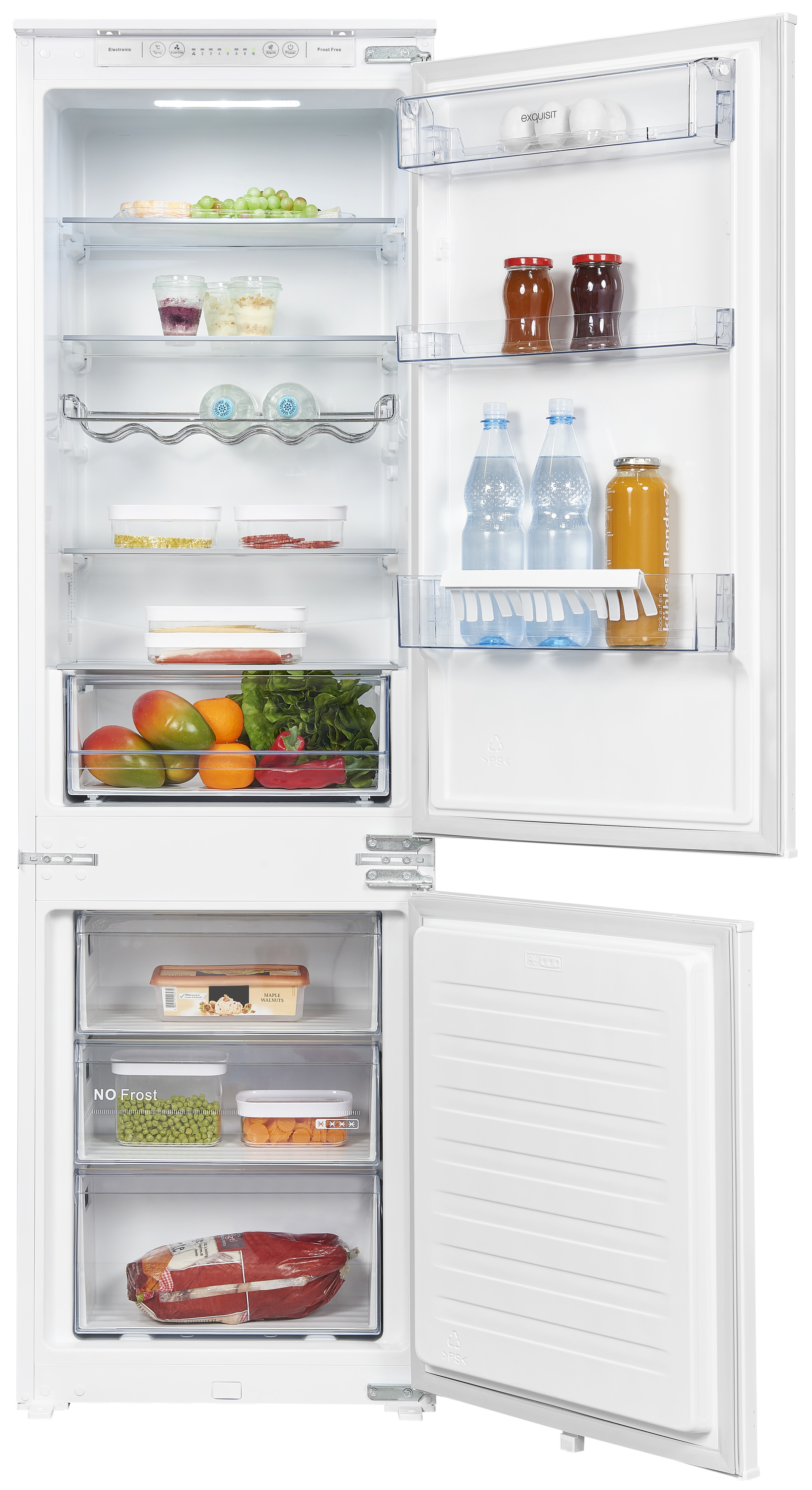 Un refrigerador blanco abierto lleno de comida en estantes, compartimentos y puertas.