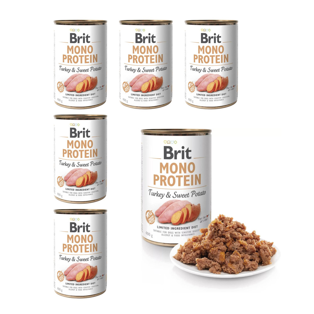 Piec puszek karma dla psa Brit Mono Protein Indyk i Słodki Ziemniak, obok talerz z mokrą karmą.