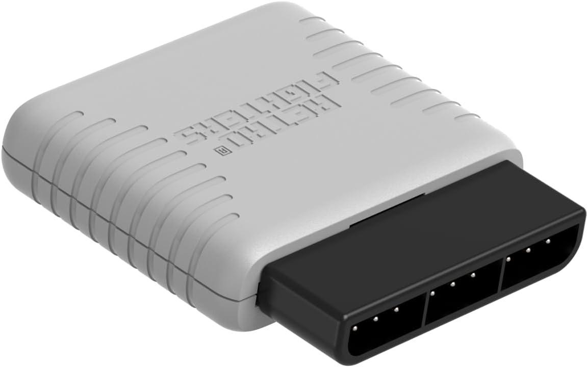 Szary adapter Retro Fighters z czarnym złączem na białym tle.