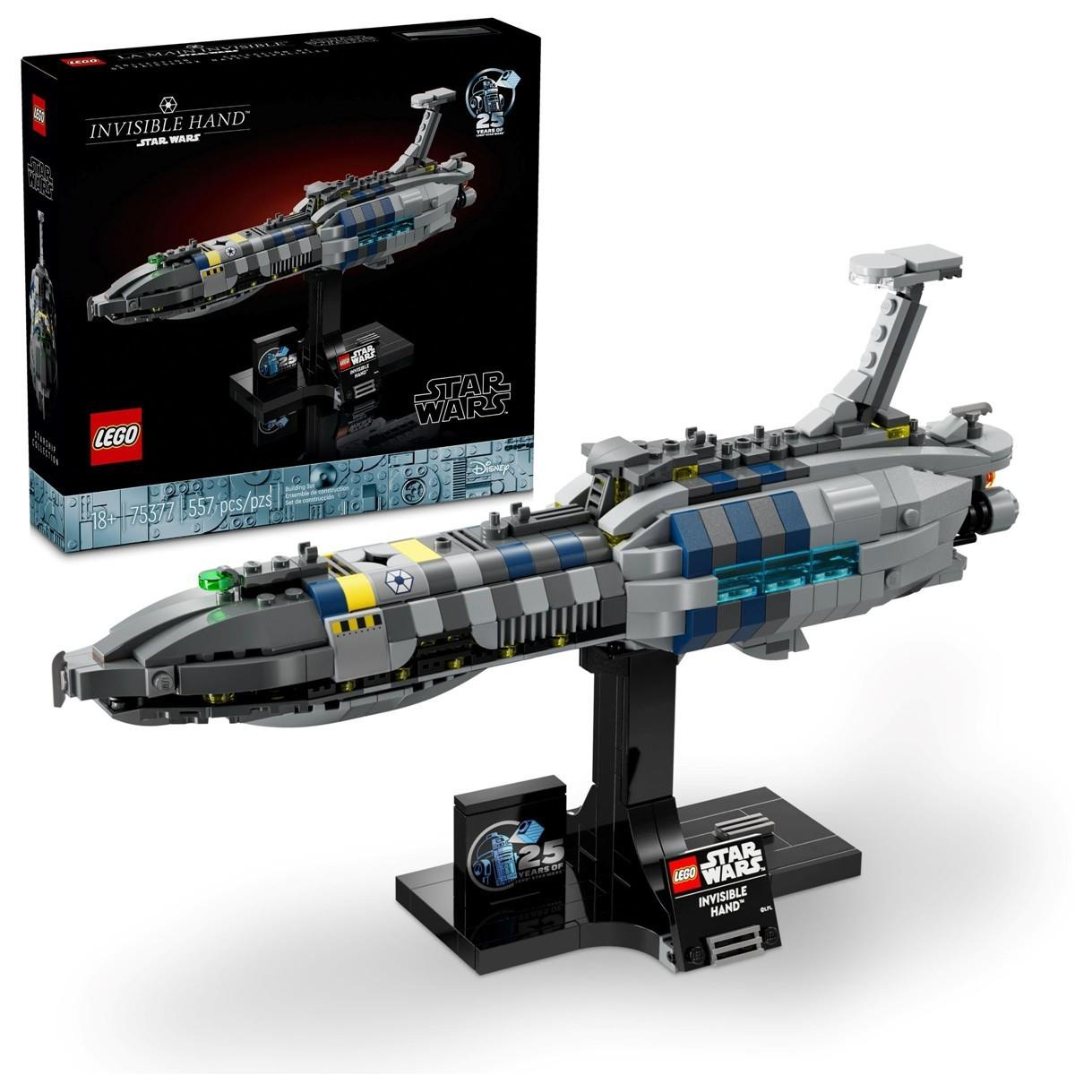 Lego Star Wars Invisible Hand Set mit aufgebautem Modell auf schwarzem Ständer und Box im Hintergrund.
