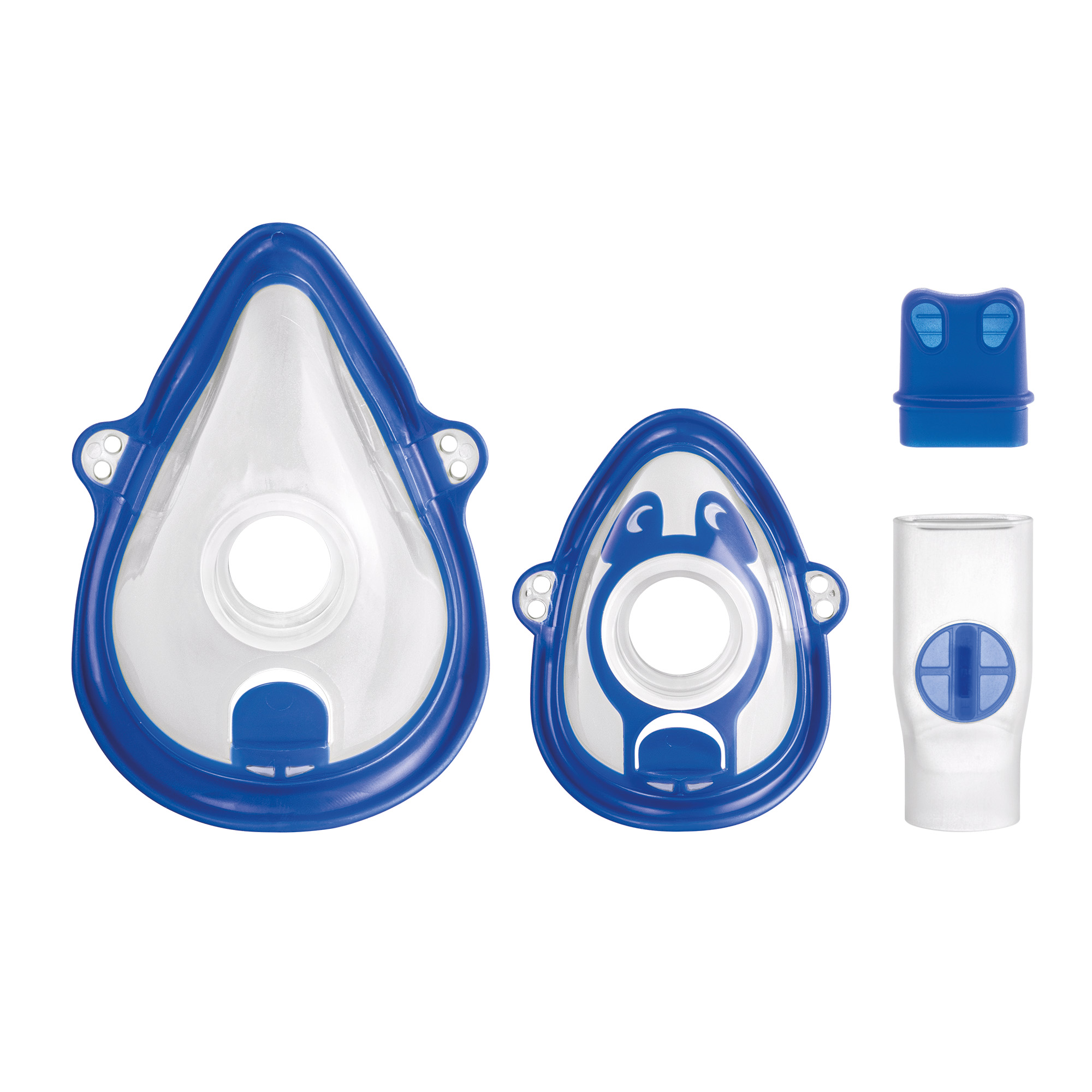 Blaue und transparente medizinische Inhalationsmasken und Zubehörteile auf weißem Hintergrund.