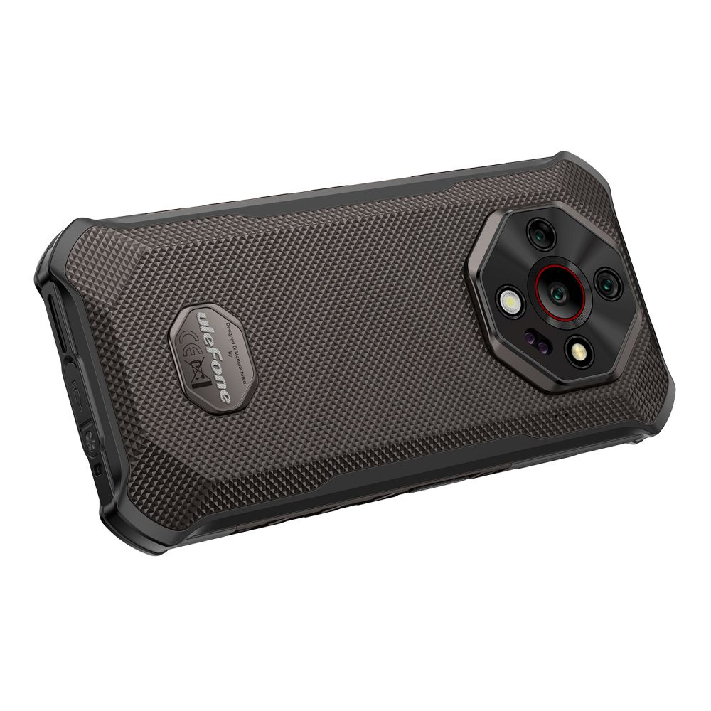 Tył wytrzymałego czarnego smartfona Ulefone z teksturowaną obudową i potrójnym aparatem.