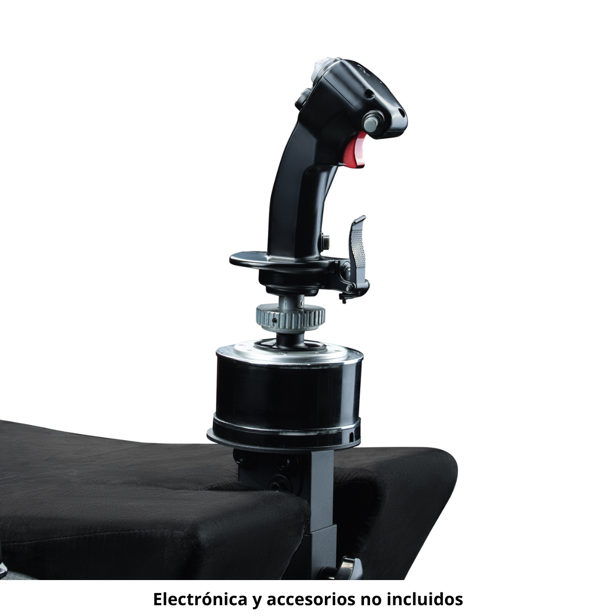 Un joystick de simulador de vuelo negro con detalles en rojo y plata, montado en un asiento contra fondo blanco.