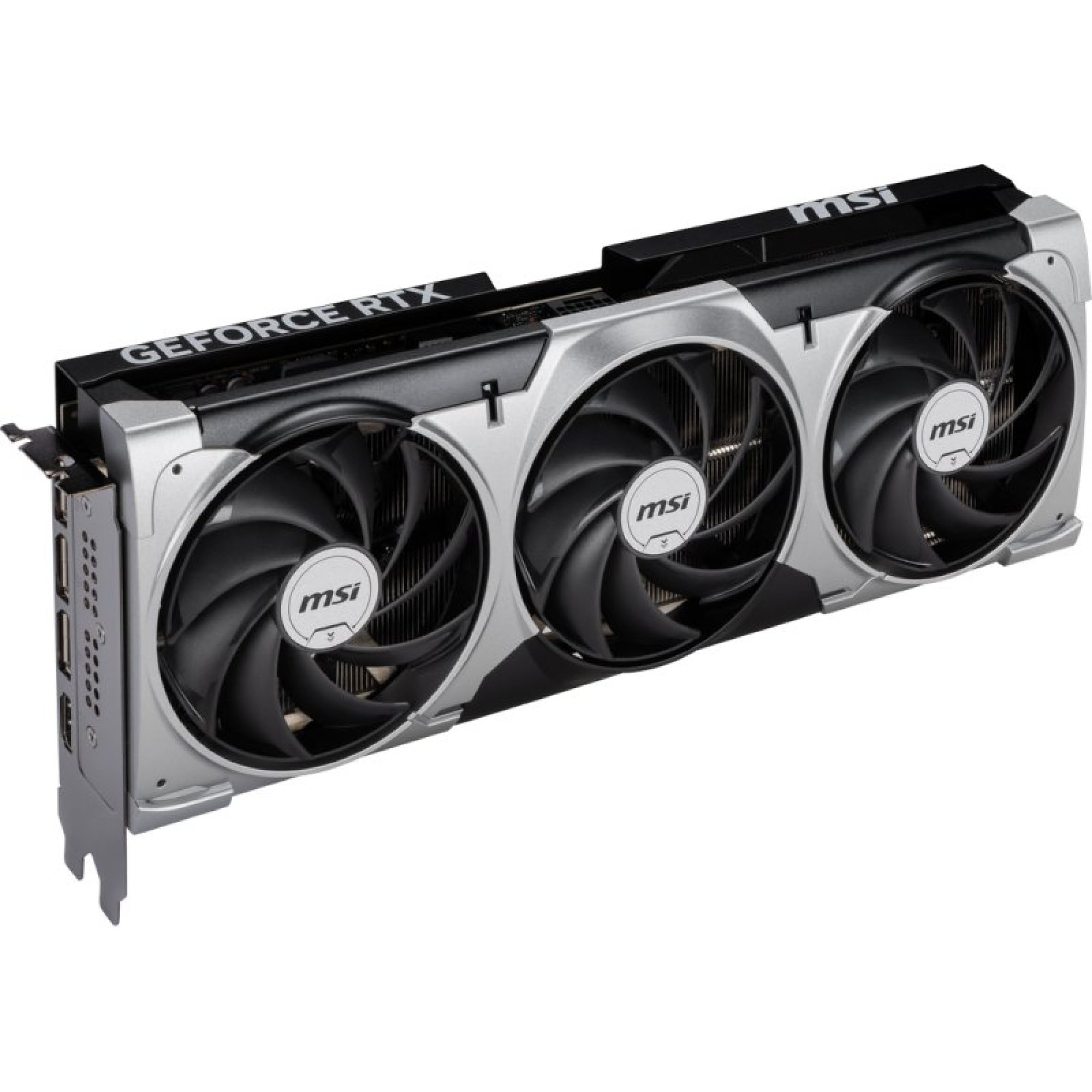 Karta graficzna MSI GeForce RTX z trzema czarnymi wentylatorami oraz srebrno-czarną obudową na białym tle.