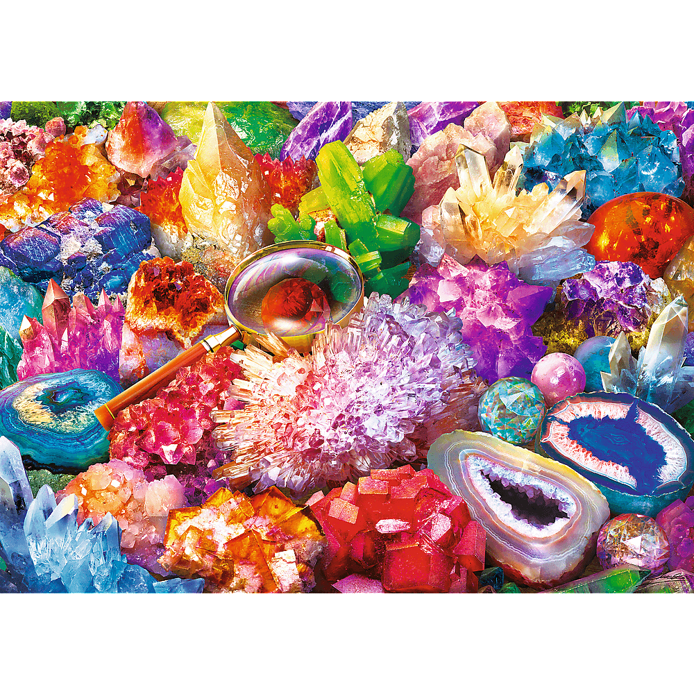 Eine bunte Sammlung von glänzenden Mineralien, Kristallen und Edelsteinen in verschiedenen Farben.