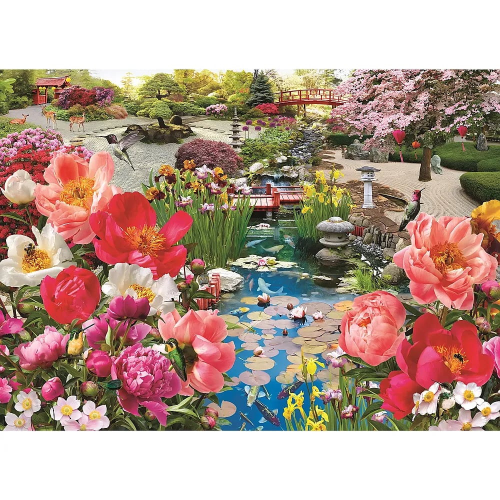 Ein wunderschöner japanischer Garten mit blühenden Pfingstrosen, einem Koi-Teich, roten Brücken und sanften Tieren im Hintergrund.