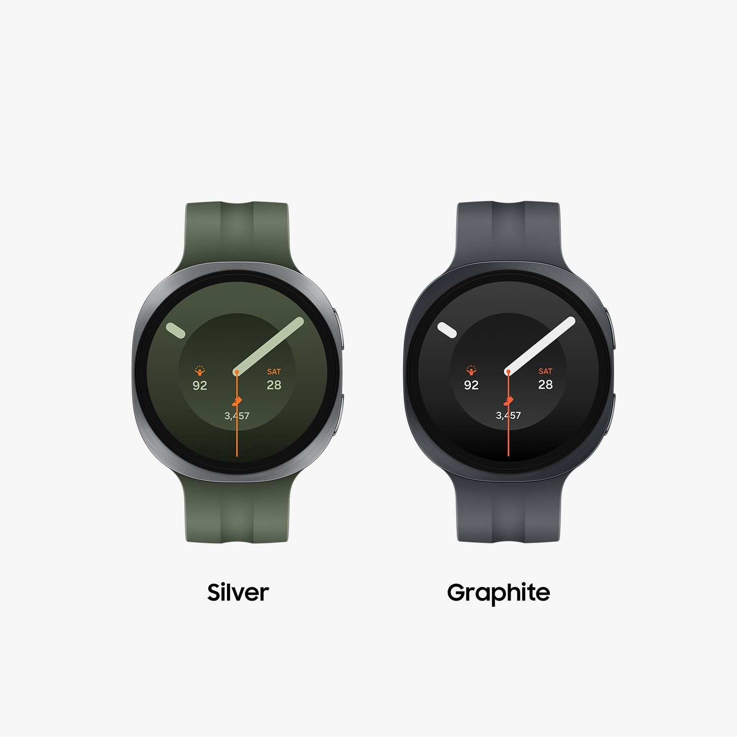 Due smartwatch in argento con cinturino verde e grafite con cinturino grigio su sfondo bianco.