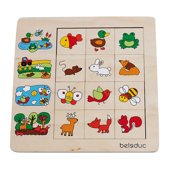 Rompecabezas de madera con ilustraciones de animales como pez, pato, rana, ratón, conejo, topo, mariposa, pájaro, abeja, ciervo y zorro.