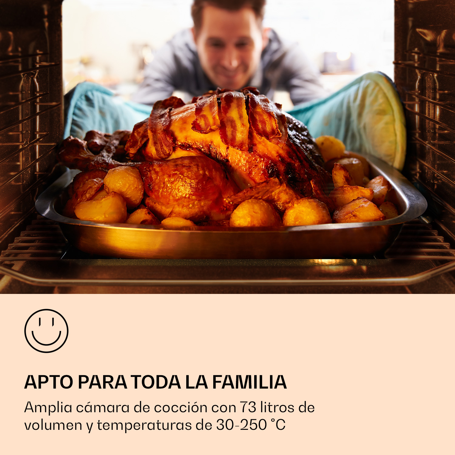 Un hombre mira en el horno un pavo asado con patatas, abajo hay texto sobre la capacidad del horno.
