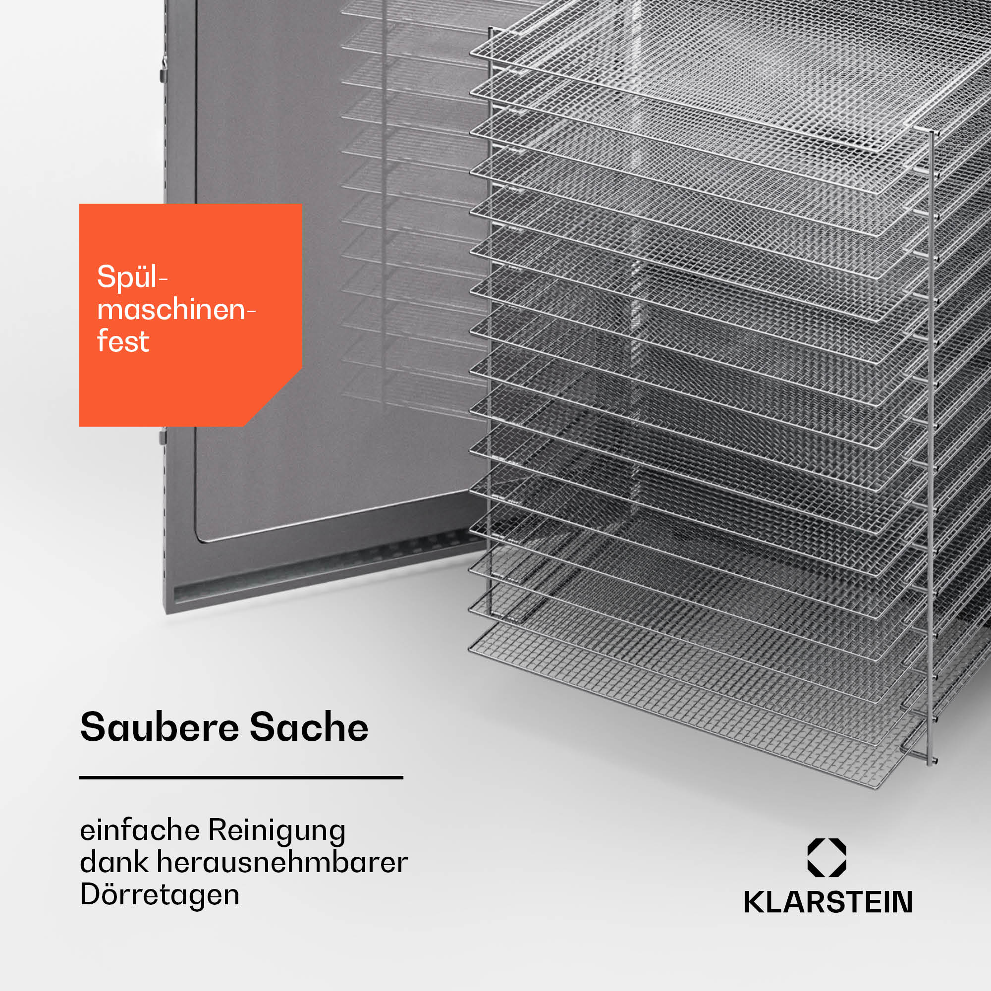 Metallene Einschübe eines Dörrgeräts vor grauer Hintergrund, mit Text und Logo.