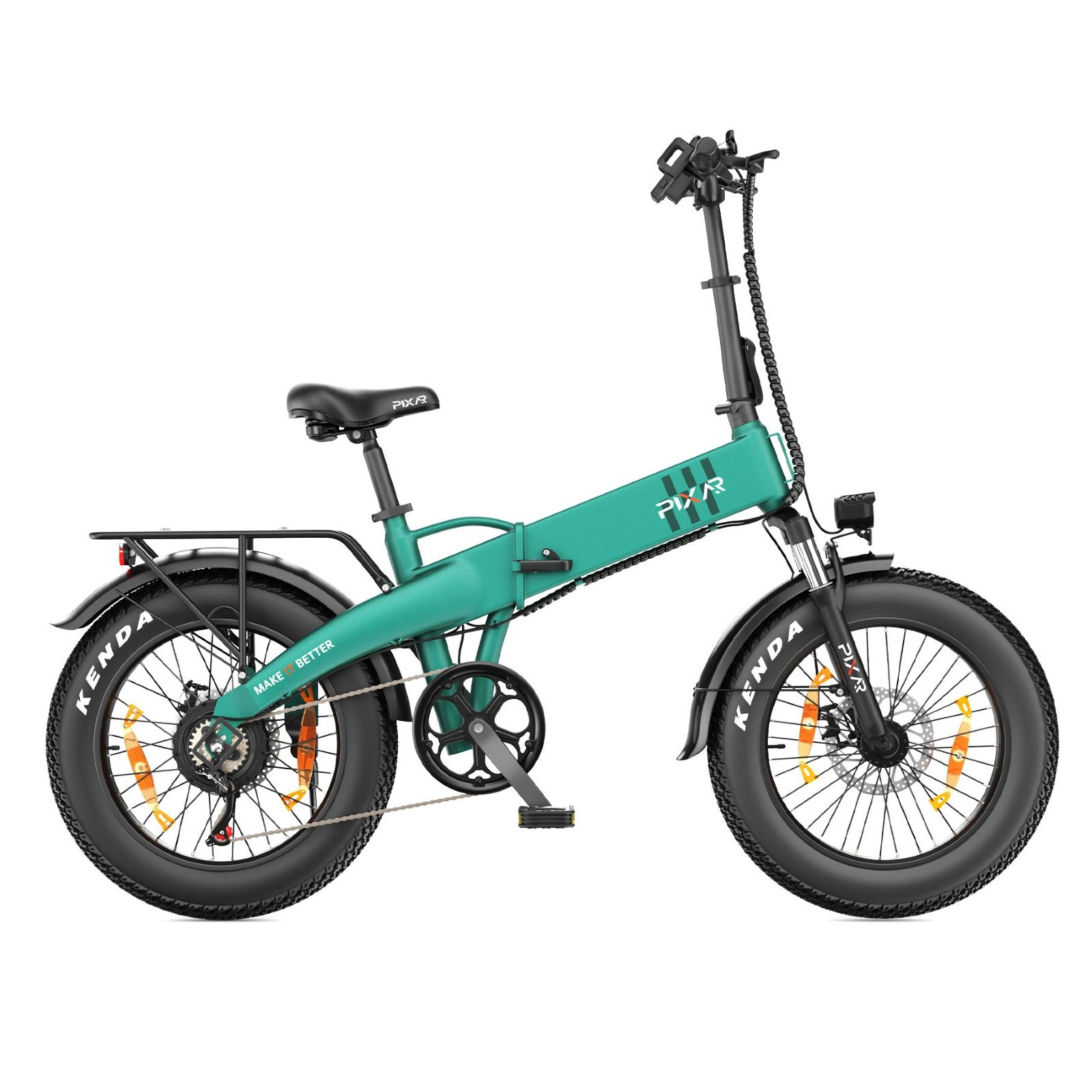 Una bicicleta eléctrica plegable verde con neumáticos anchos, portaequipajes y marca Kenda sobre fondo blanco.