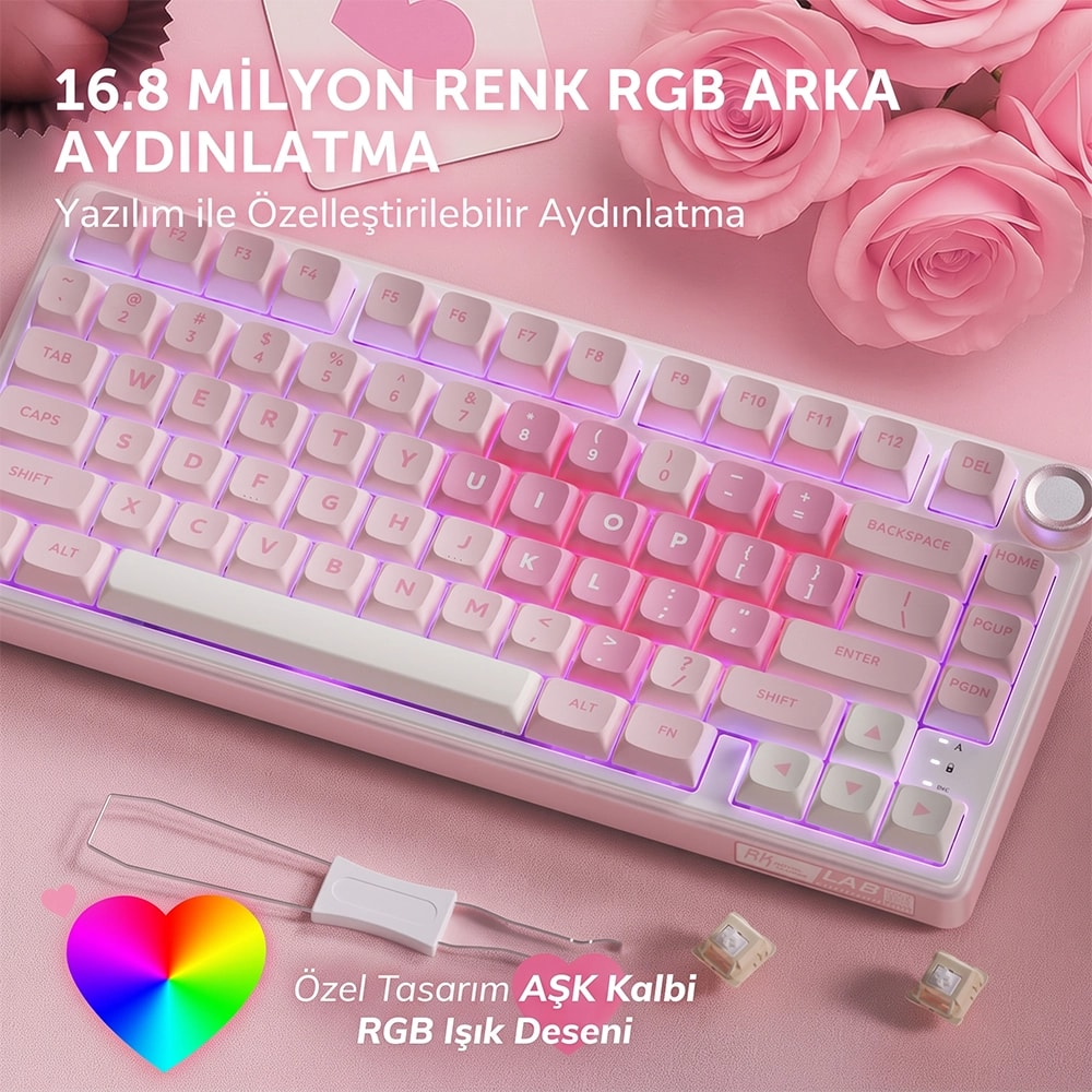 Pembe arka planda RGB aydınlatmalı pembe klavye, güller ve renkli kalp.
