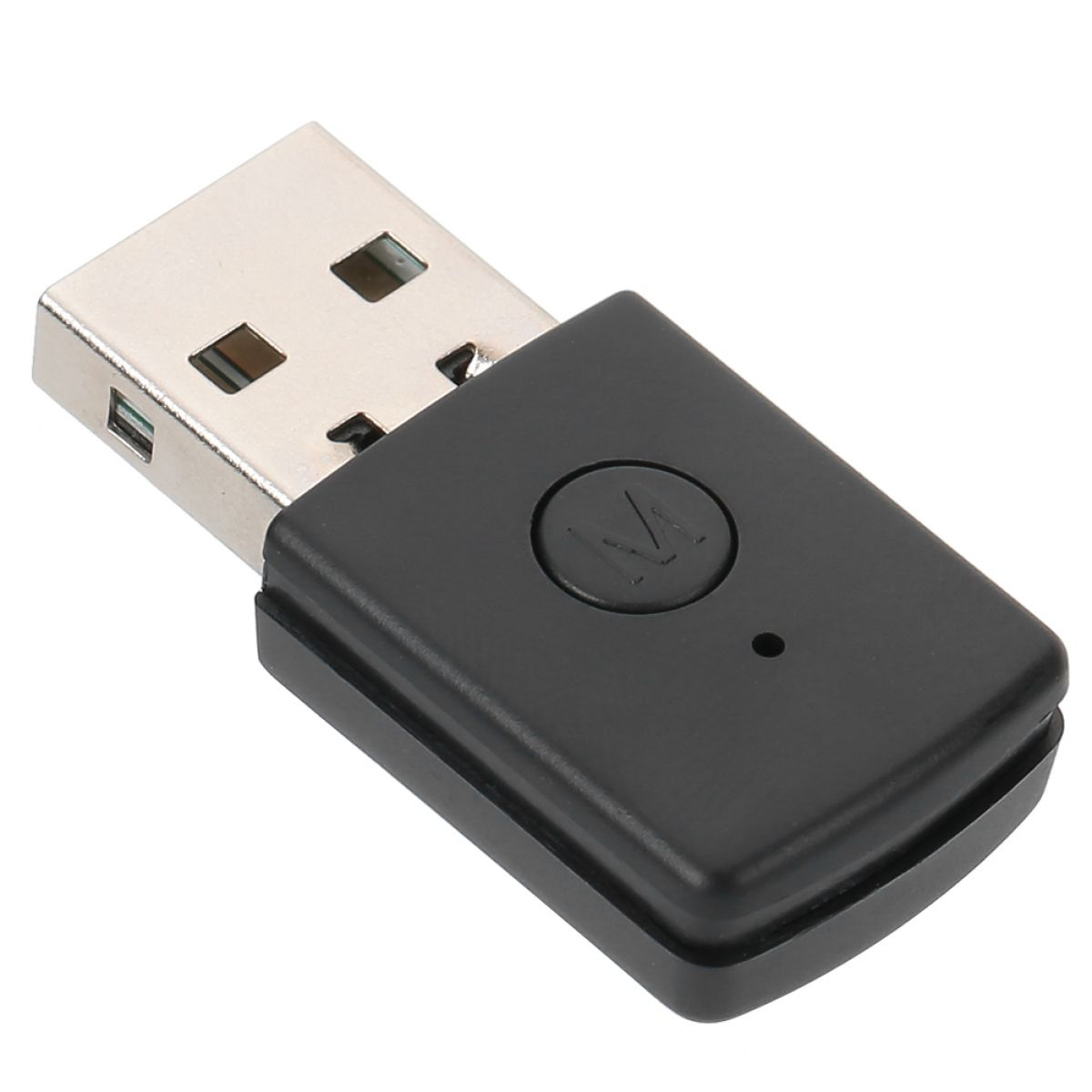 Ein kleiner schwarzer USB-Stecker mit einem runden M-Knopf und einer Kontrollleuchte auf weißem Hintergrund.