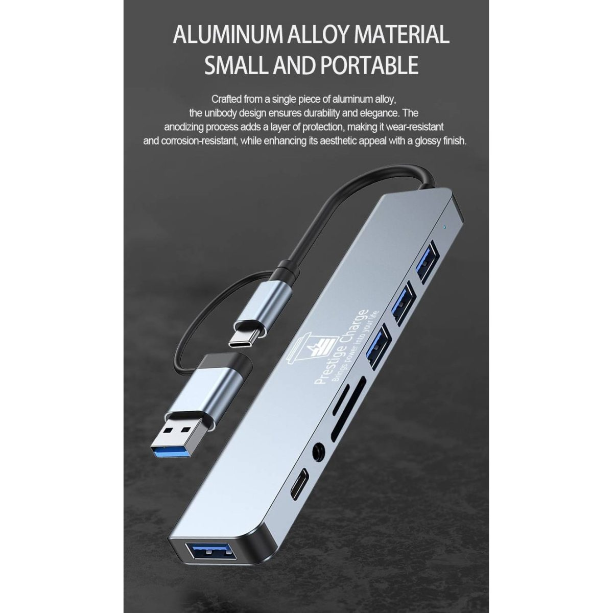 Grauer USB-C-Hub aus Aluminiumlegierung mit mehreren Ports und angeschlossenem Kabel.