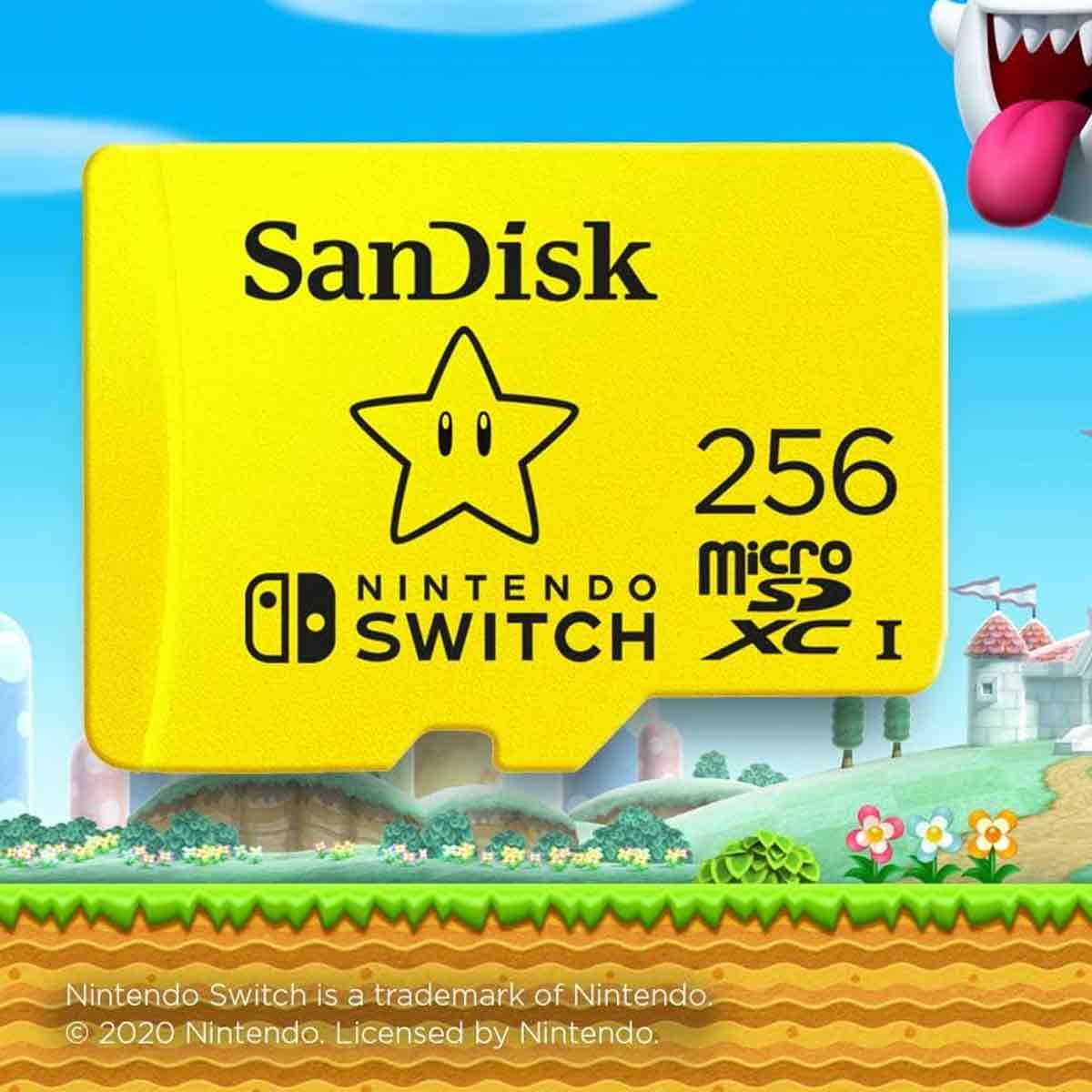 Eine gelbe SanDisk Nintendo Switch 256GB microSD-Karte vor einem Mario-Hintergrund.