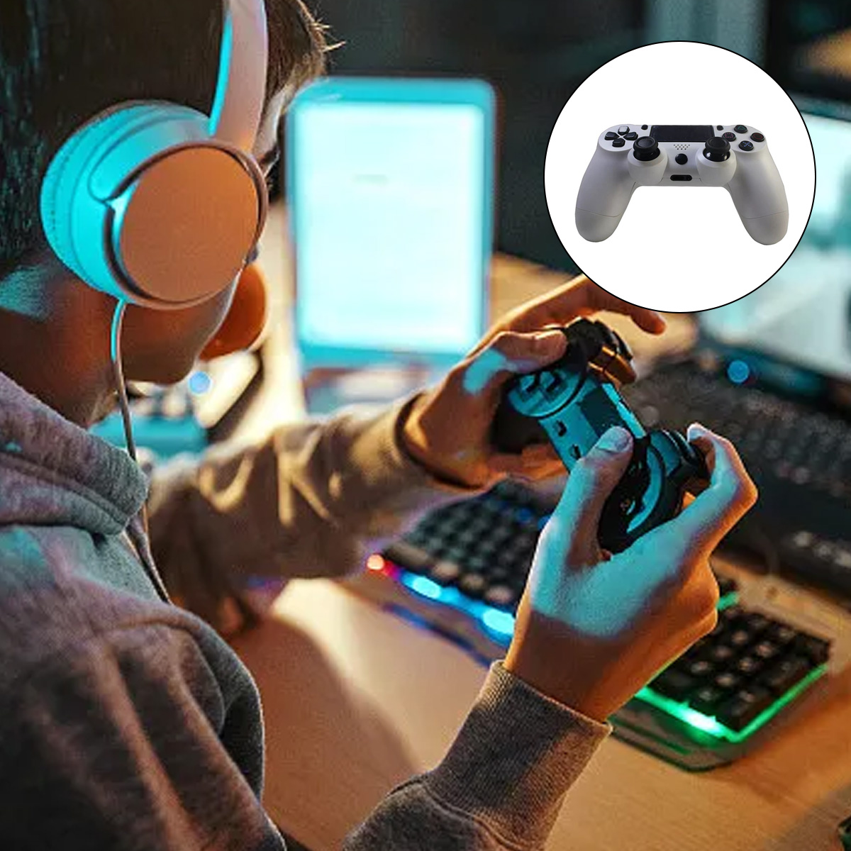 Ein Junge mit Kopfhörern spielt in einem abgedunkelten Raum ein Videospiel mit einem Controller.