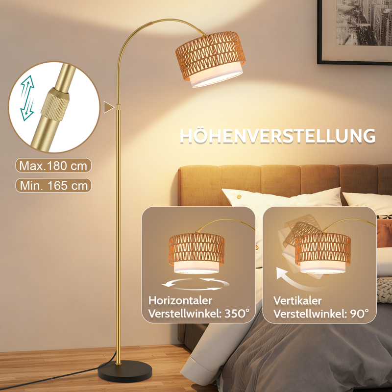 Goldene Bogenstehlampe mit geflochtenem Schirm, verstellbar in Höhe, horizontal und vertikal neben einem Bett.