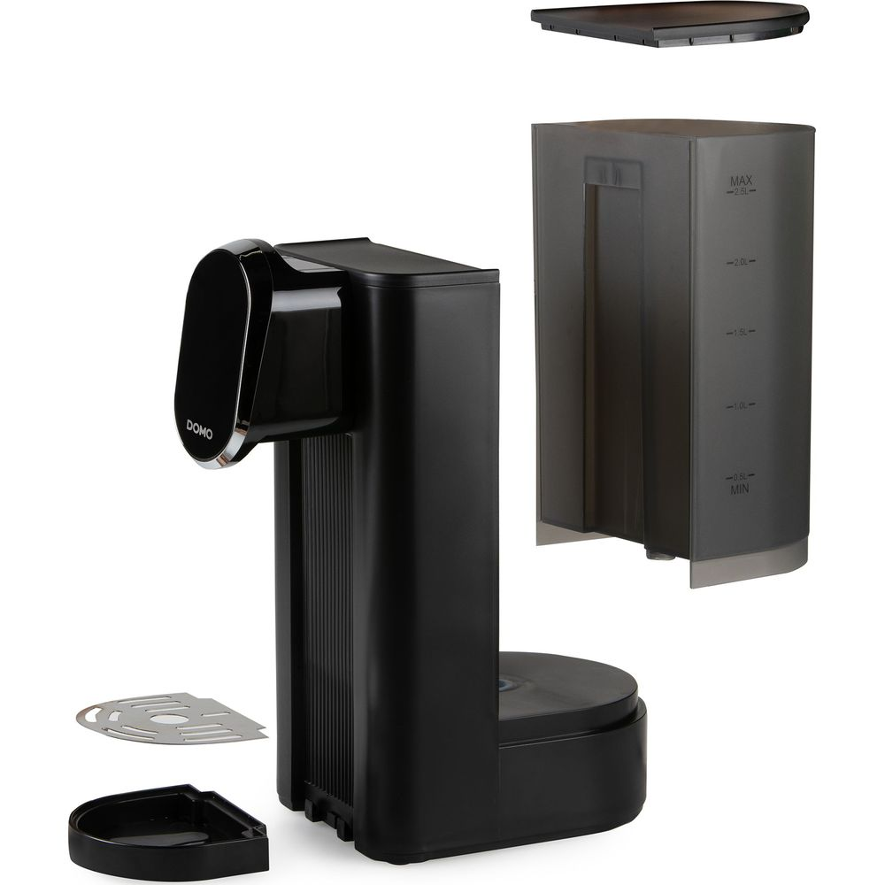 Eine schwarze Kaffeemaschine mit abgetrenntem Wassertank, Tropfschale und Deckel auf weißem Hintergrund.