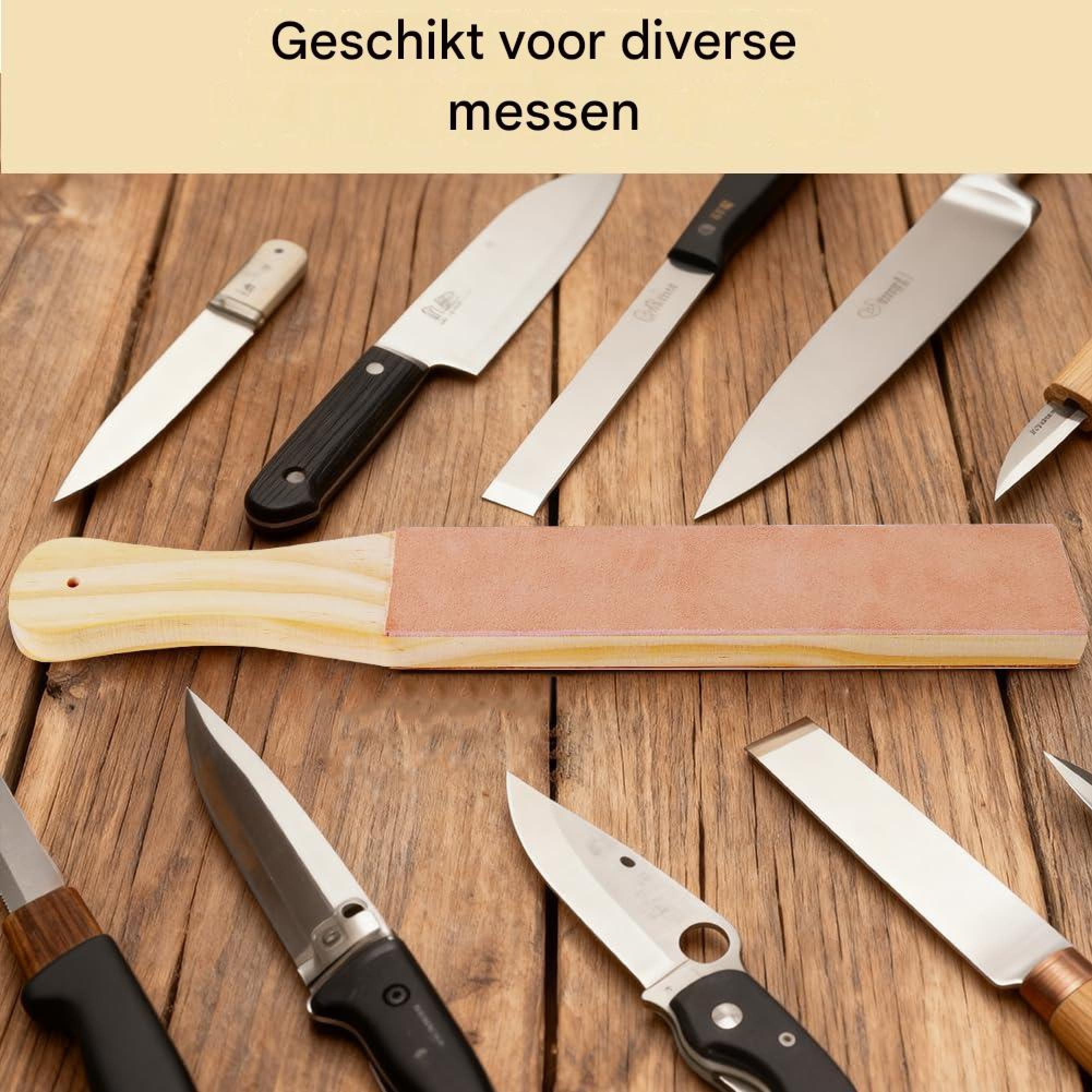 Ein hölzernes Abziehleder liegt auf einem Holztisch, umgeben von verschiedenen Messern.