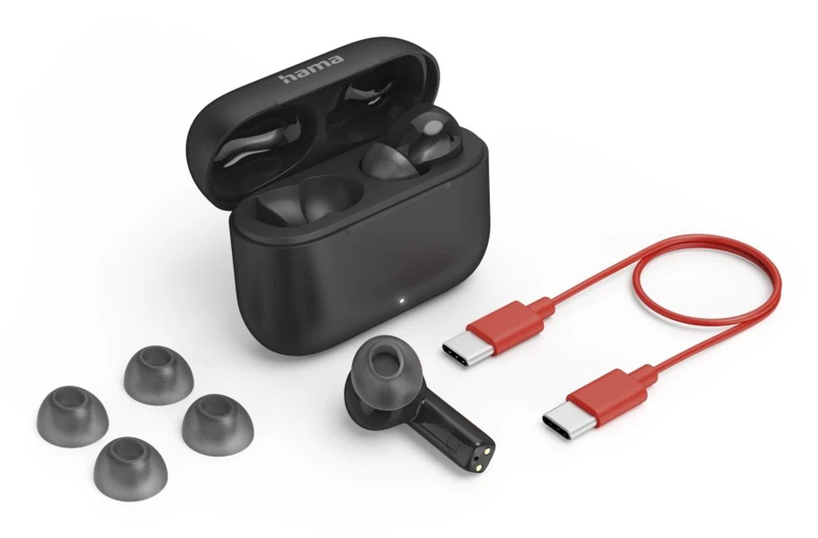 Auricolari wireless Hama neri con custodia di ricarica, cavo USB-C rosso e quattro cuscinetti in silicone su sfondo bianco.
