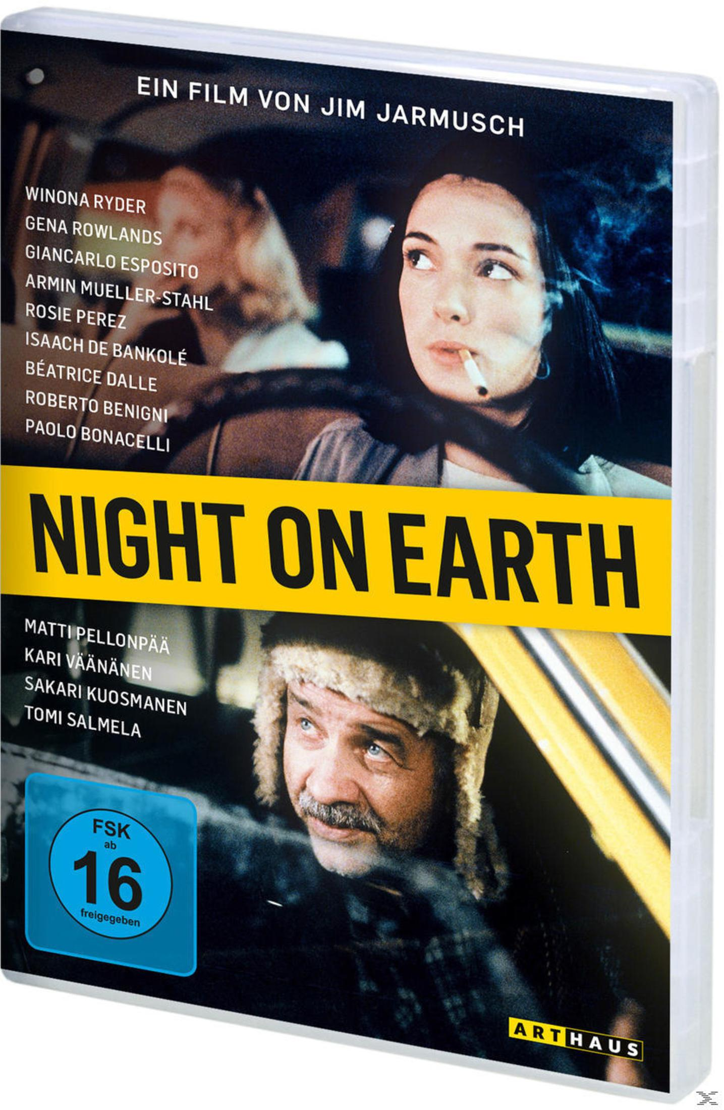 DVD-Cover des Films Night on Earth mit zwei verschiedenen Autofahrern und Darstellernamen.