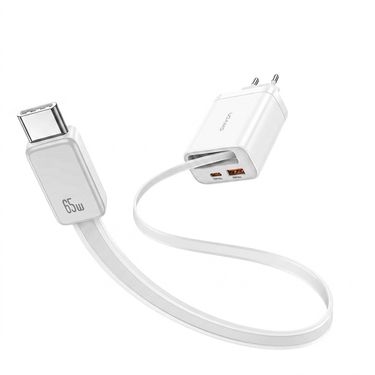Ein weißes 65W Schnellladegerät mit angeschlossenem USB-C-Kabel vor weißem Hintergrund.
