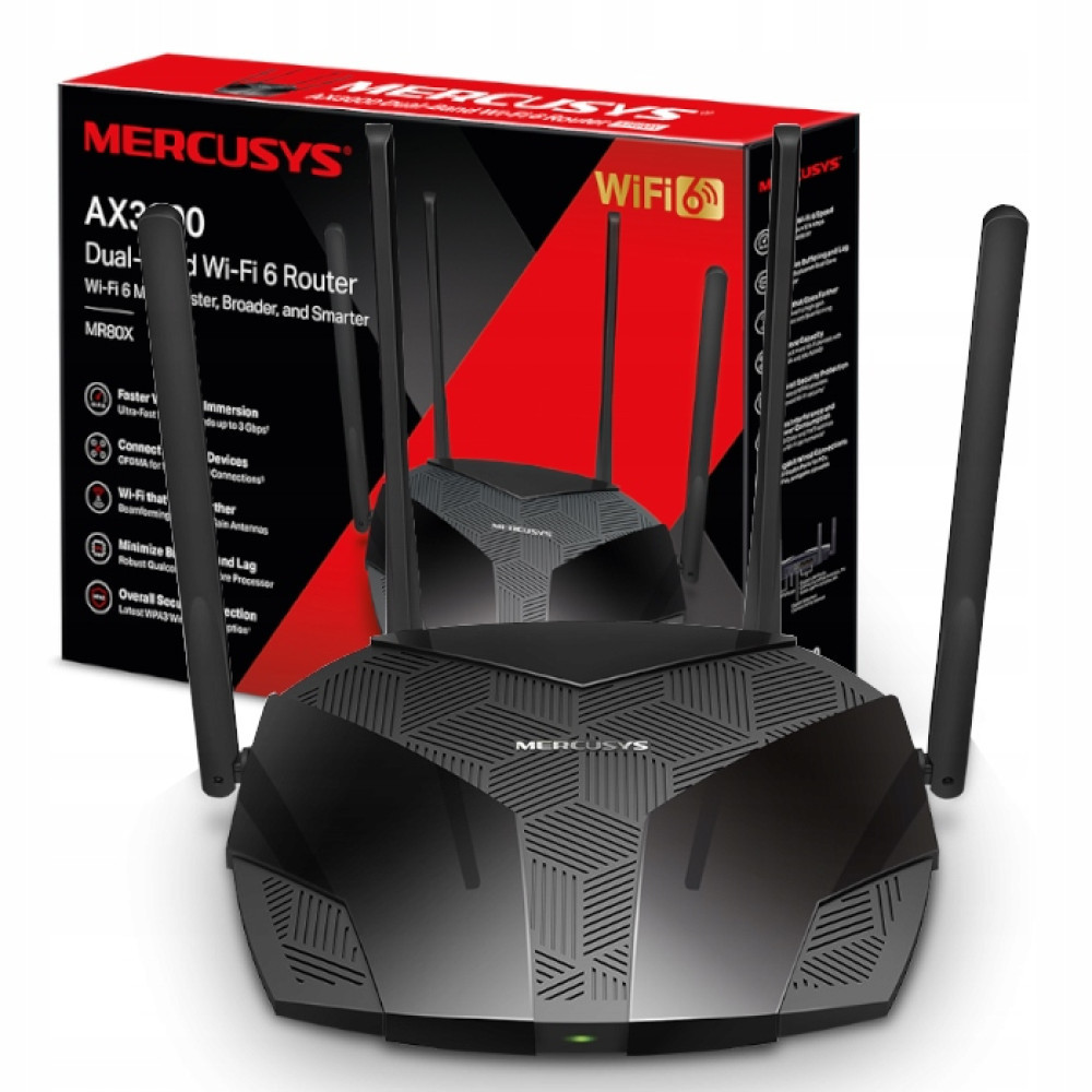 Czarny router Wi-Fi 6 Mercusys AX3000 stoi przed swoim czerwonym pudełkiem z wieloma antenami.
