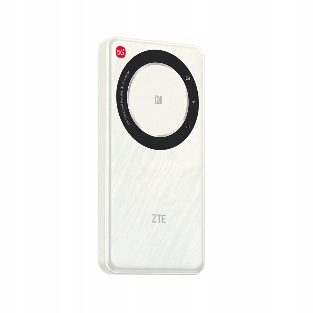 Un hotspot Wi-Fi portatile ZTE 5G bianco con un anello di display circolare nero sulla parte anteriore.