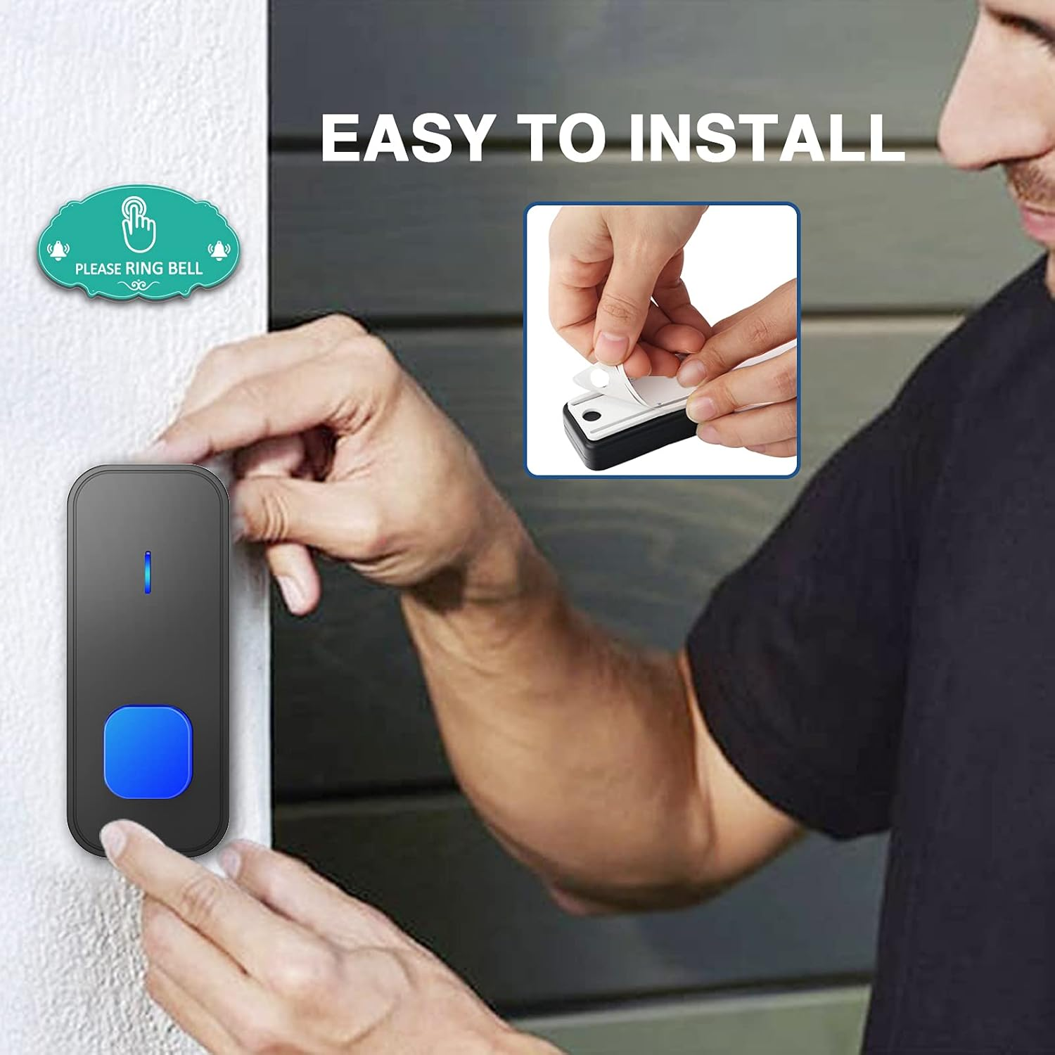 Ein Mann installiert eine schwarze Klingel mit blauem Knopf an einer Wand, mit Inset-Bild des Abziehens der Klebefolie.