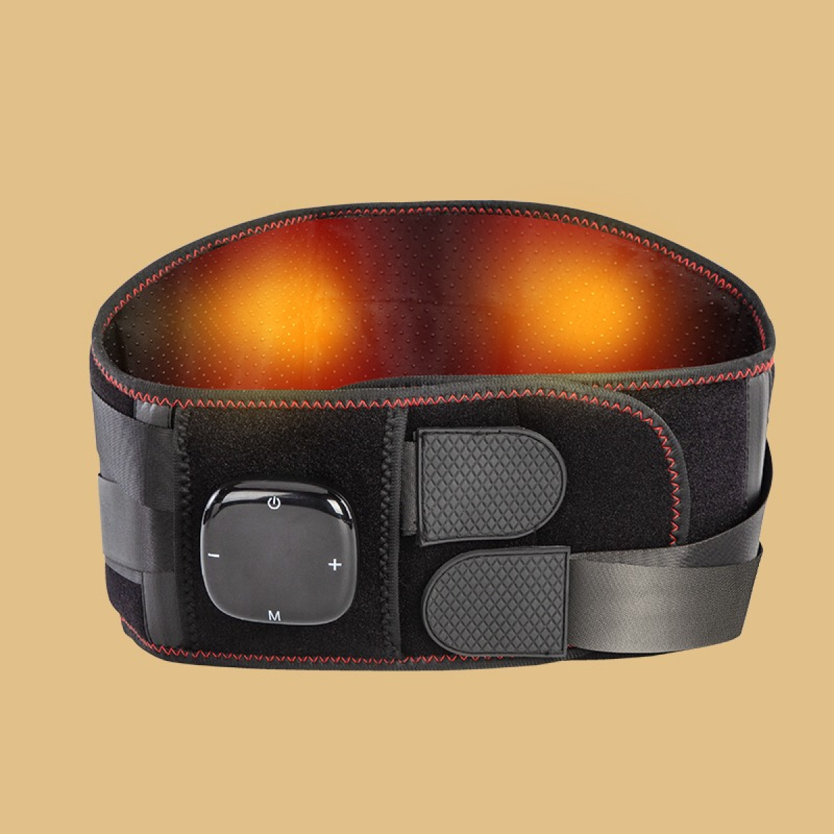 Ein schwarzer Thermogürtel mit Bedienteil und leuchtend orangen Wärmezonen vor beigem Hintergrund.