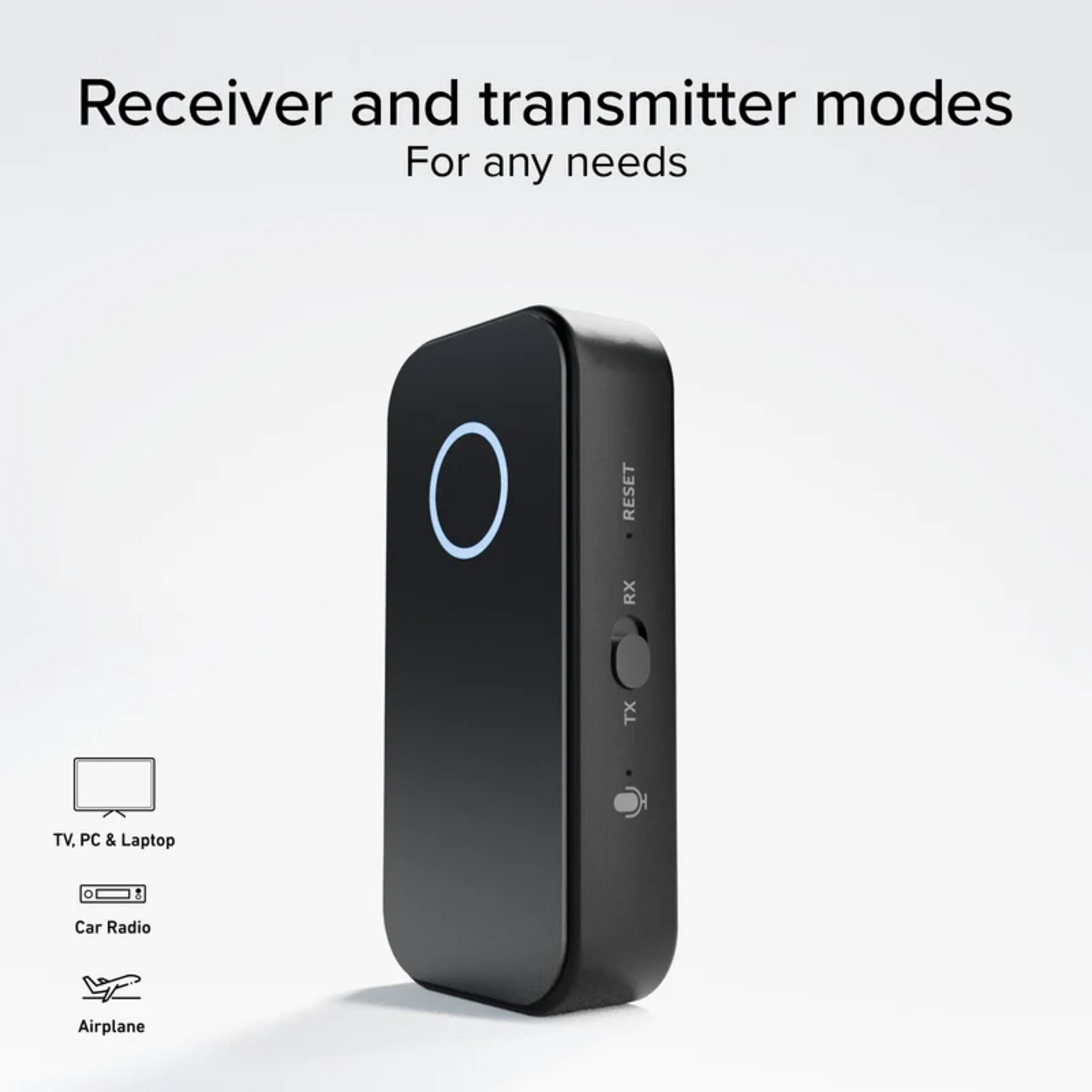 Un trasmettitore e ricevitore Bluetooth nero con anello luminoso blu su sfondo bianco.
