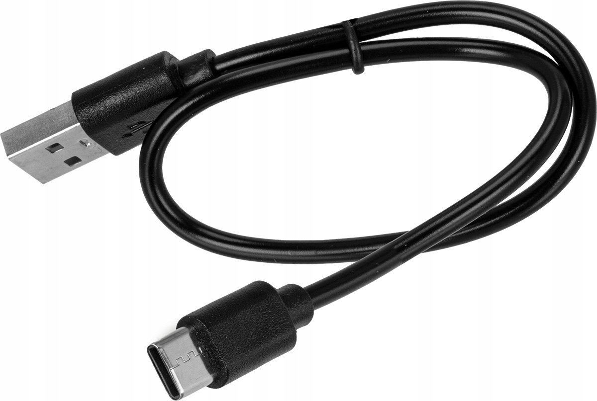 Czarny kabel USB ze złączem USB-A i USB-C, zwinięty na białym tle.