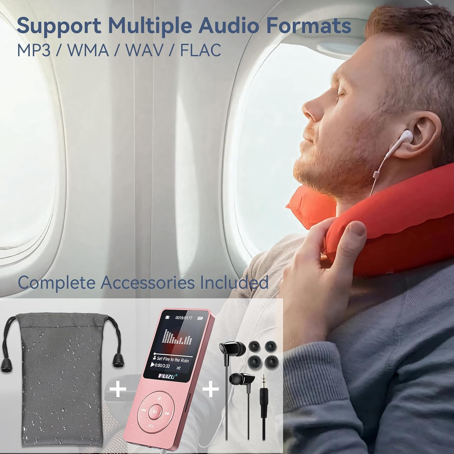 Ein Mann mit Ohrhörern und Nackenkissen sowie ein rosa MP3-Player, Tasche und Zubehör mit Texten.