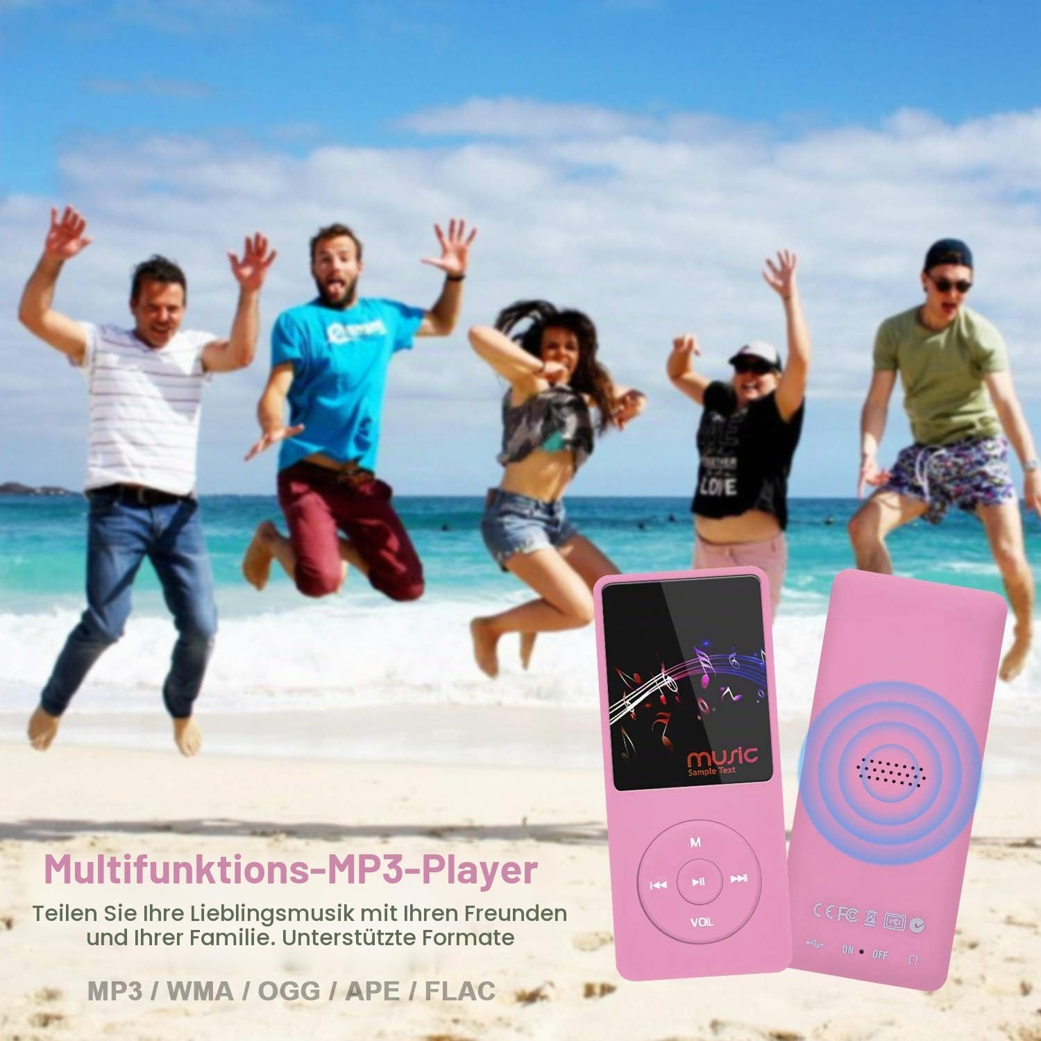 Fünf Freunde springen an einem sonnigen Strand, im Vordergrund zwei rosa MP3-Player.
