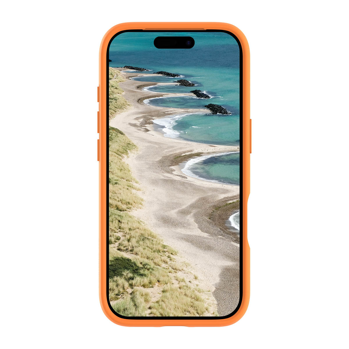 Un smartphone naranja muestra una vista aérea de una costa con playa de arena y mar azul.