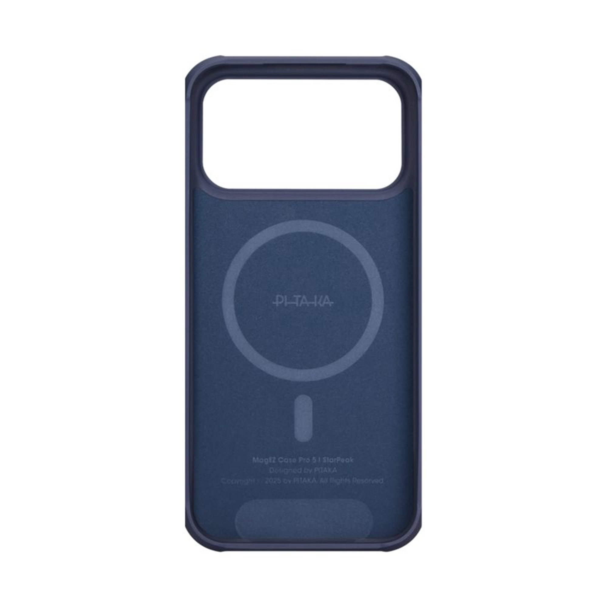 Blaue Pitaka Handyhülle von innen mit MagSafe-Kreis und Text.